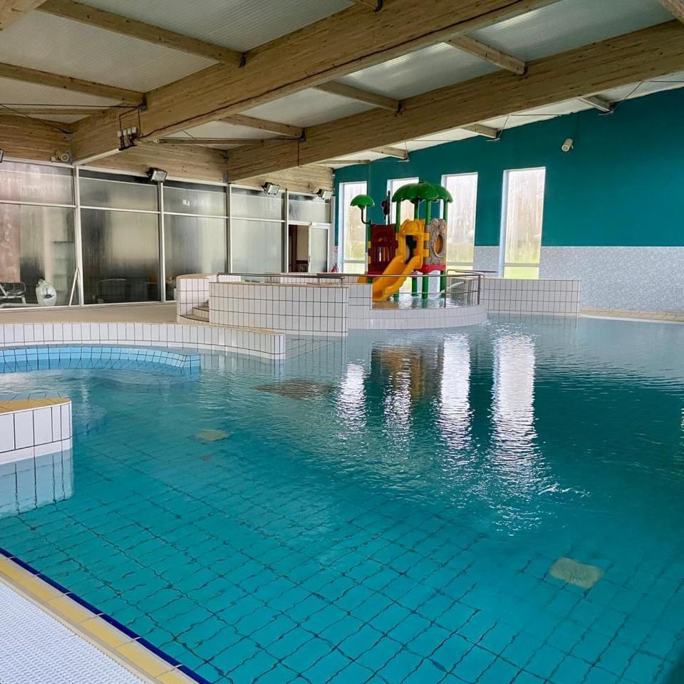 Charmant Cottage Dans Domaine Prive Signy-le-Petit 外观 照片